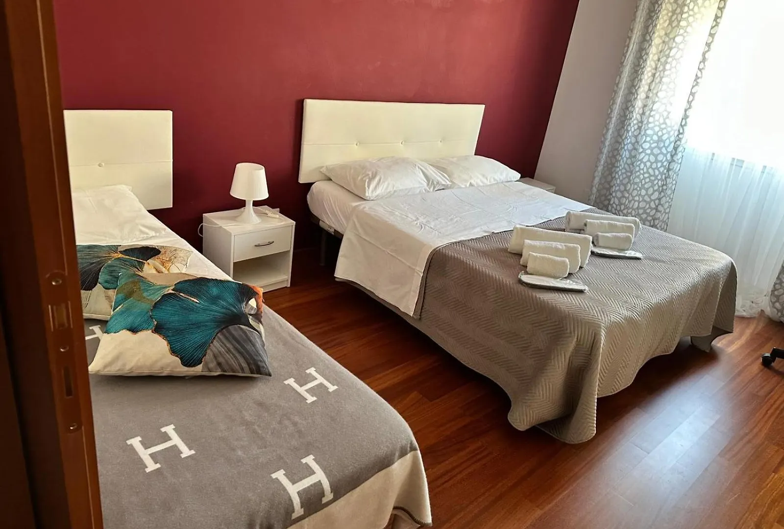 Lucens Domus Appartamento Roma Quartiere Trieste - Vicino Metro B1 - Rome