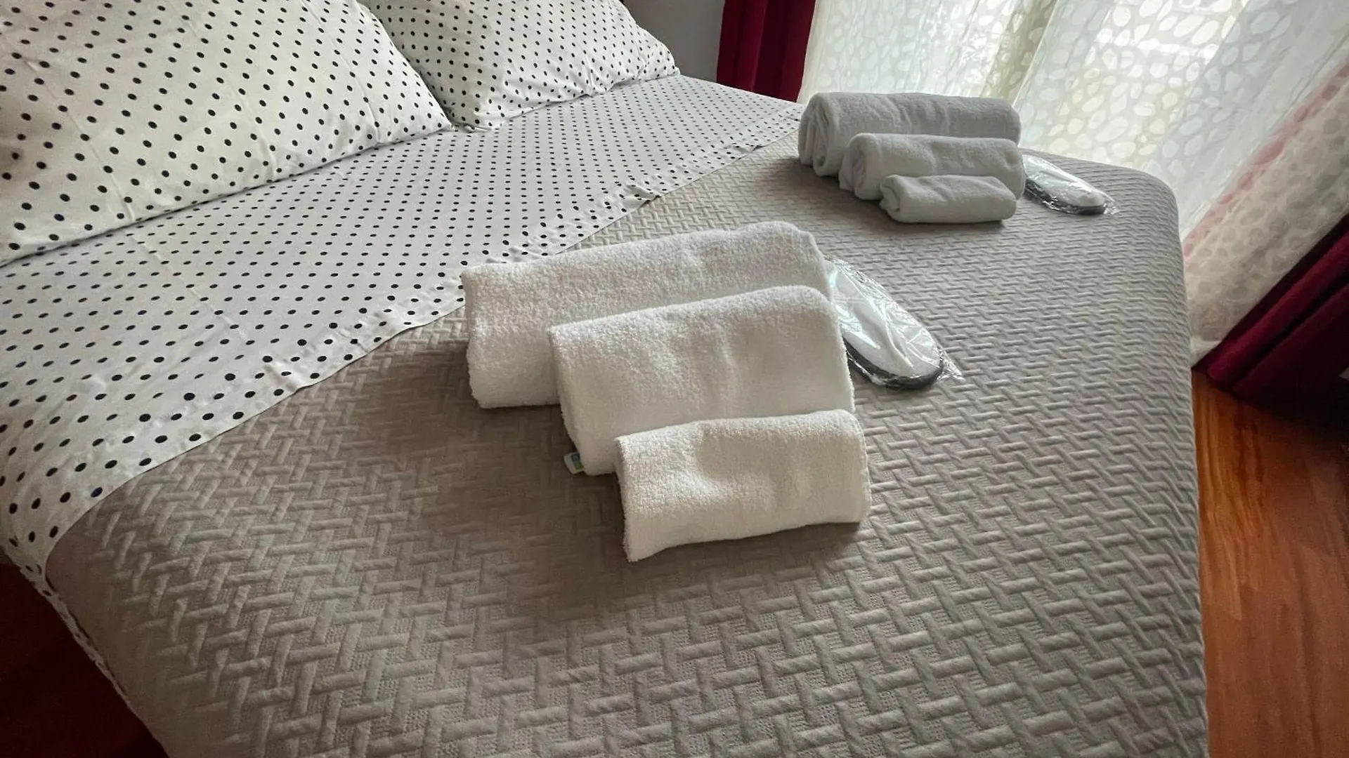 Apartment Lucens Domus Appartamento Roma Quartiere Trieste - Vicino Metro B1 -